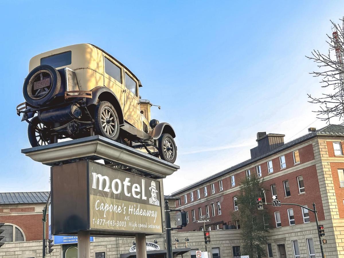 Capone'S Hideaway Motel Moose Jaw Exterior foto