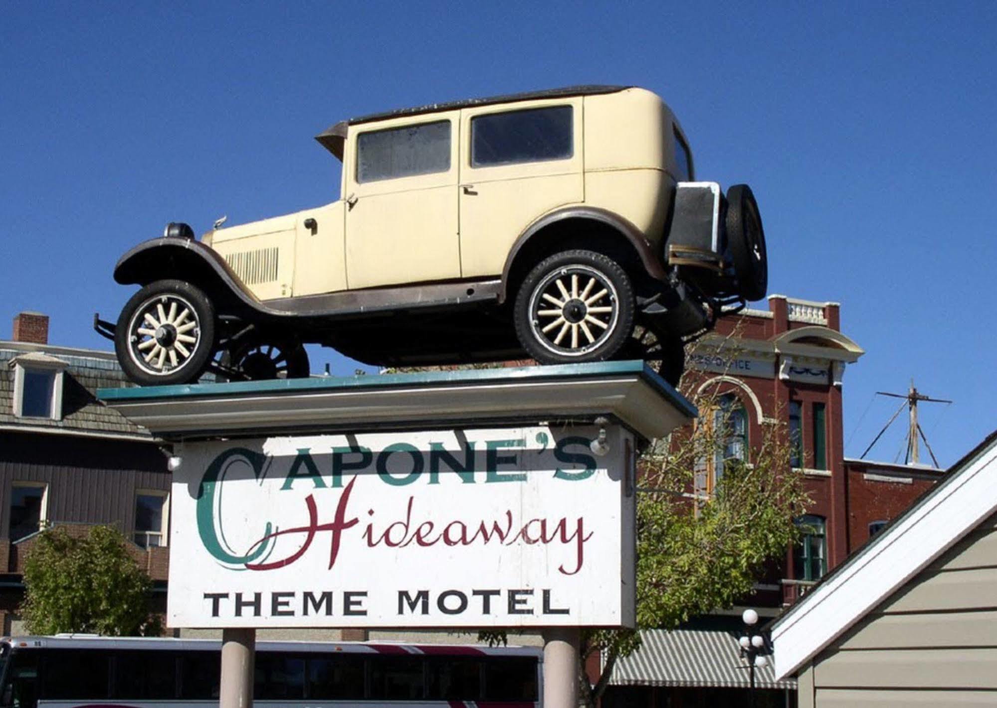 Capone'S Hideaway Motel Moose Jaw Exterior foto
